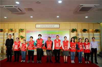 鹽城市亭湖區2022國慶詩歌朗誦會圓滿落幕，以詩傳情共慶華誕